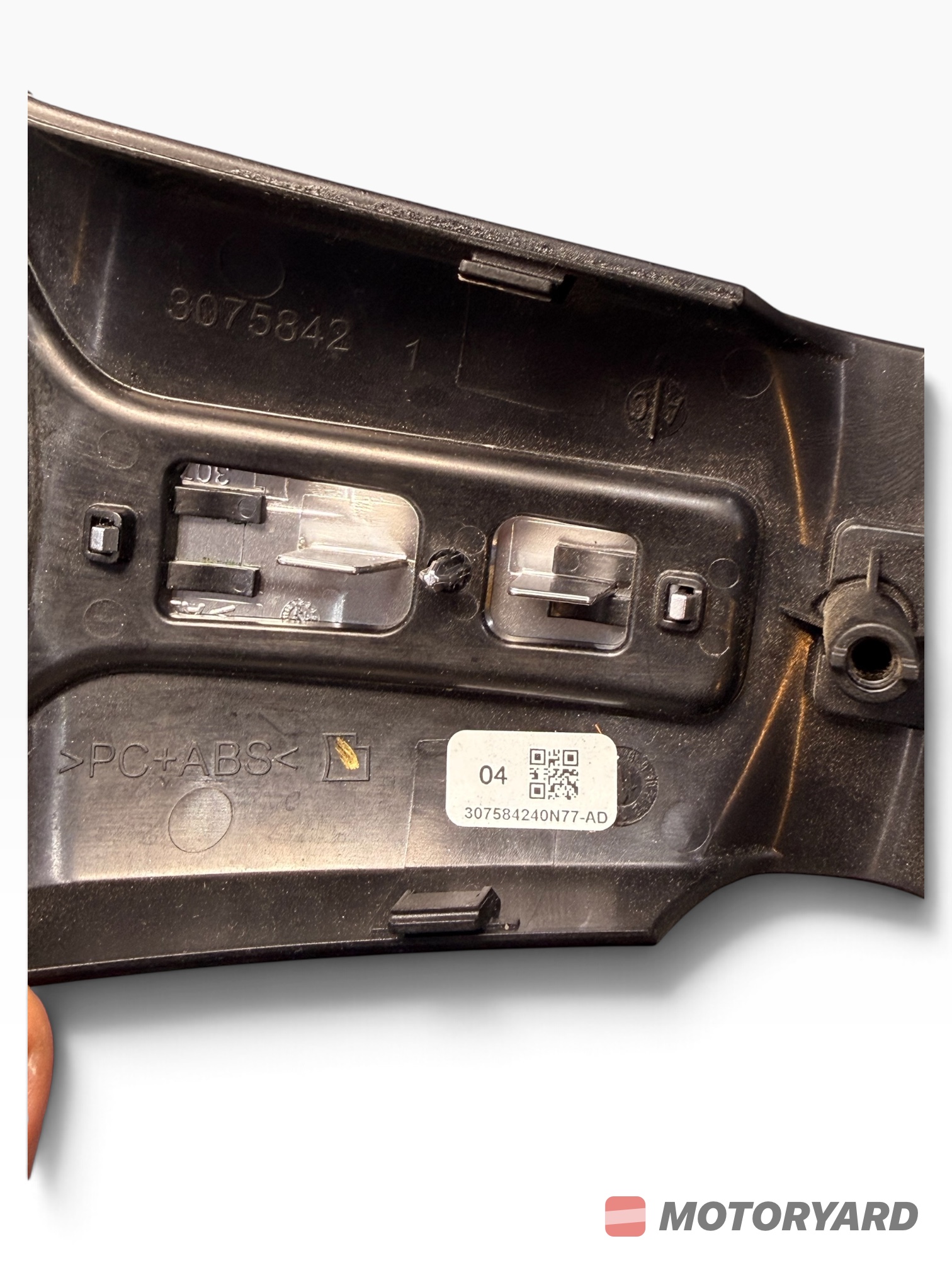 ديكور طارة بي إم دبليو F06 F10 F12